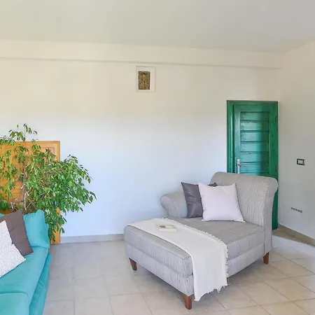 Appartamento 2 Bedroom Awesome Apartment In Deruta